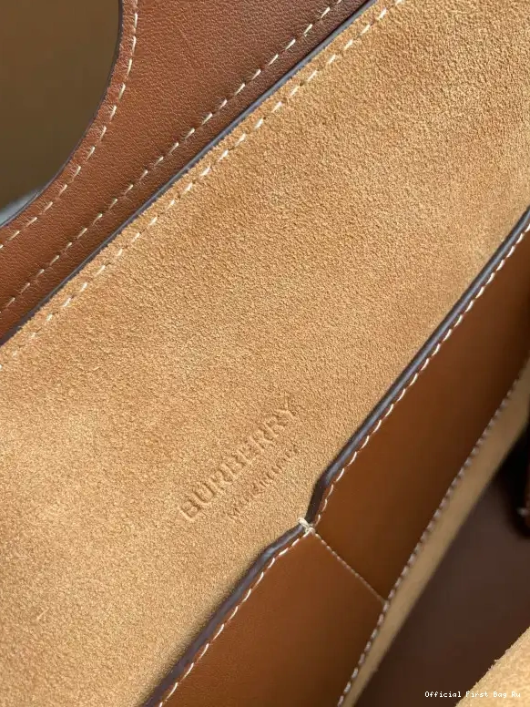Official FirstBag Ru Pocket Tote BURBERRY 0510